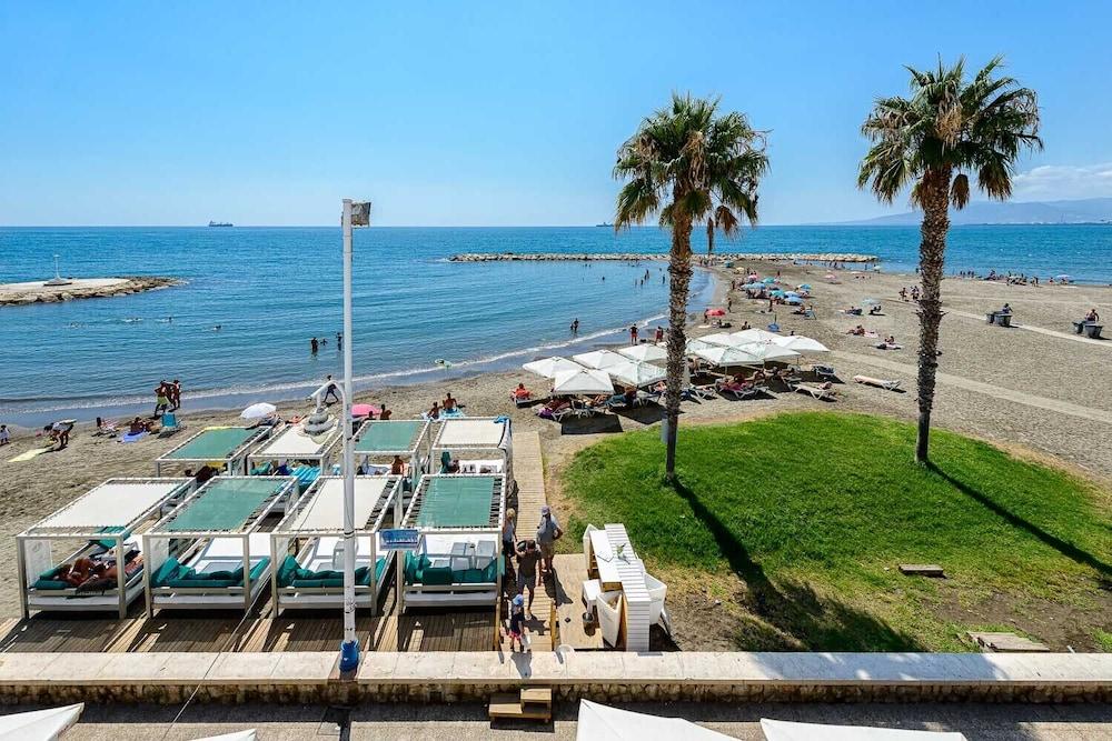 Hotel La Chancla Malaga Ngoại thất bức ảnh