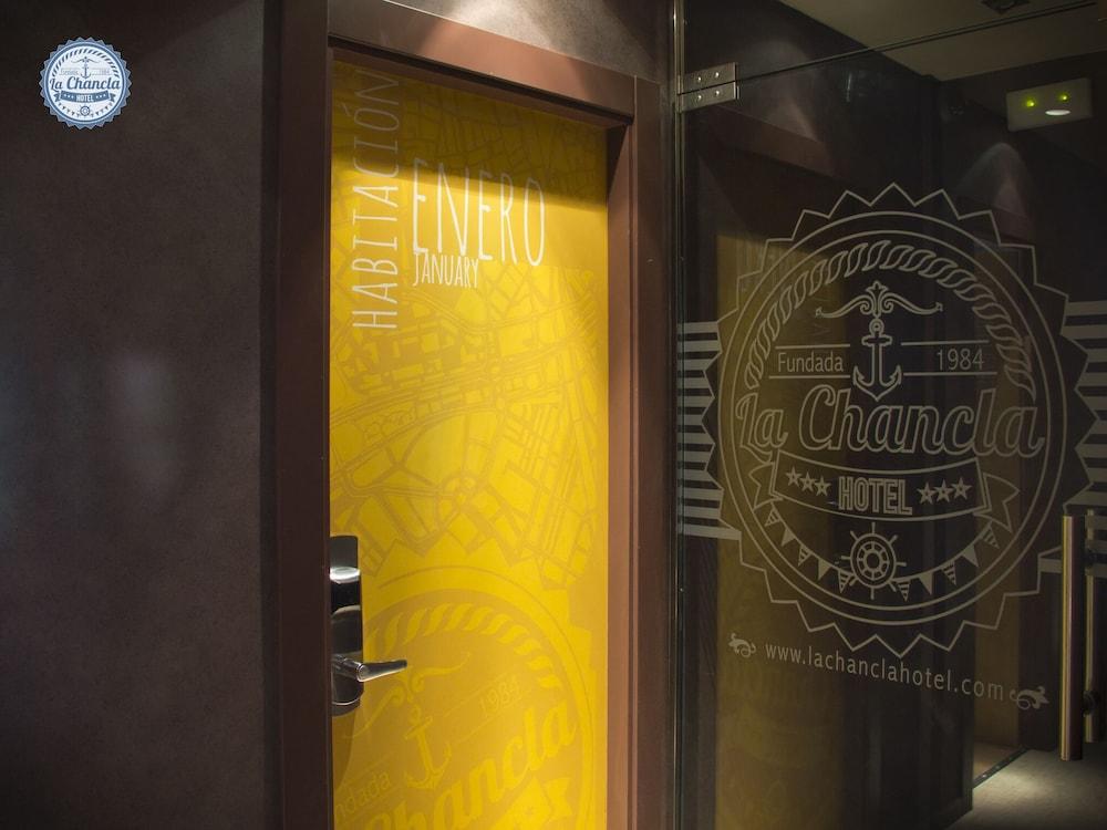 Hotel La Chancla Malaga Ngoại thất bức ảnh