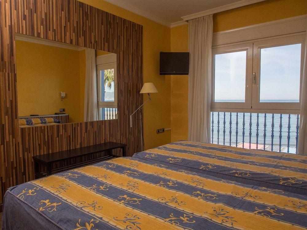 Hotel La Chancla Malaga Ngoại thất bức ảnh